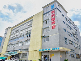 伺服超聲波塑料焊機價格是多少？靈科超聲波30年專業(yè)沉淀，值得信賴！